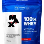 Suplemento en pó Max Titanium 100% WHEY Proteínas de 100% Whey Protein Concentrado sabor morango x 900g