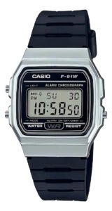 Relógio de pulso Casio Collection F-91 com corpo prateado digital masculino F-91WM-7A