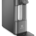 Purificador de Água Gelada Fria e Natural Eletrônico Placa Compacto Electrolux PE12G com Filtro Carvão 6 meses ou 3000L Painel Touch Cinza