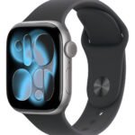 Apple Watch Series 11 GPS – Caixa cinza-espacial de alumínio – 42 mm – Pulseira esportiva preta – P/M