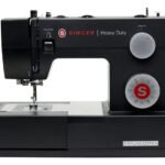 Máquina De Costura Singer Hd 4423 Sterling 23 Pontos Cor Preto