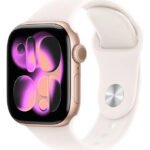 Apple Watch Series 11 GPS – Caixa cor de ouro rosa de alumínio – 42 mm – Pulseira esportiva blush-clara – M/G