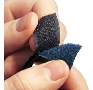 Fita Fecho Com Adesivo 20mm X 5mts Macho E Fêmea Cor Preto